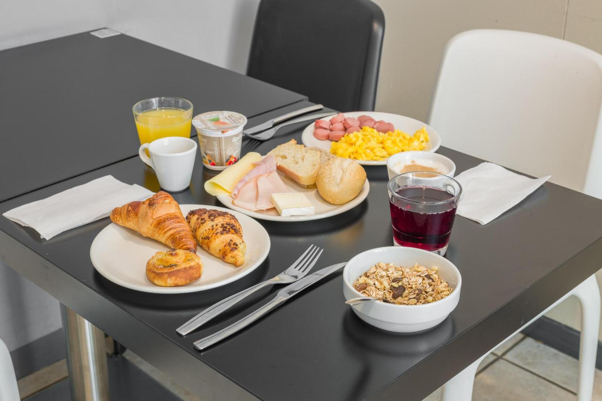 B&B 호텔 볼로냐 카스텔마조레 외부 사진